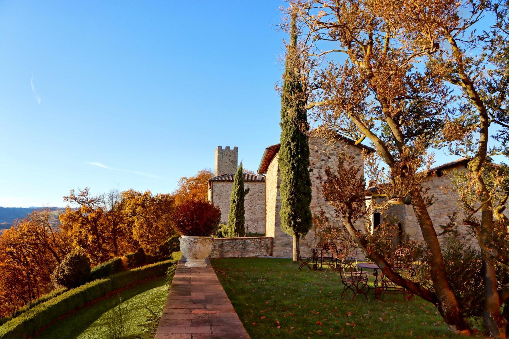 Castello Di Viano Villa Luaran gambar